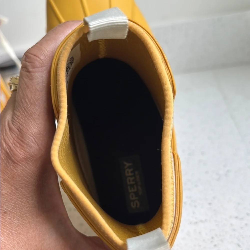 Sperry Yellow Rain & Snow Women’s Boots with Duck-Boot Design